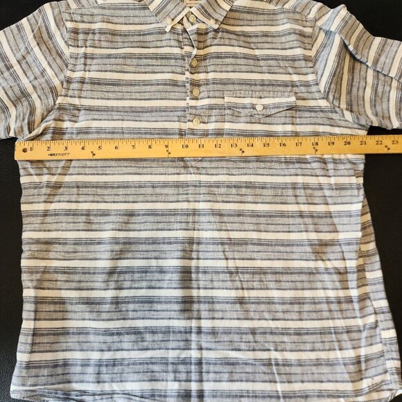 Old Navy Linen Blend Polo Shirt Regular Fit Blue Striped Pocket Golf Small EUC - Picture 9 of 10